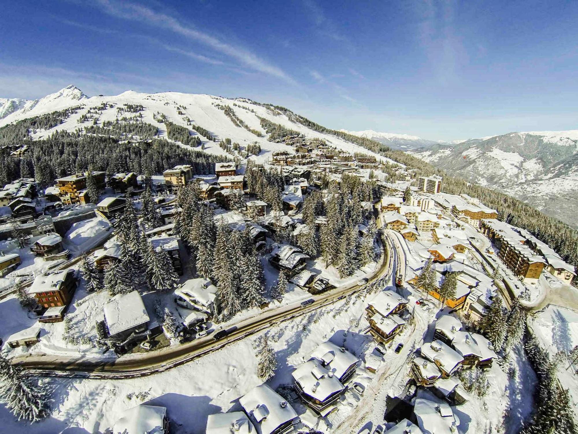 Superbe De 4 Au Centre De 1850, Proche Des Pistes Et Commerces - Fr-1-564-79 Appartement *